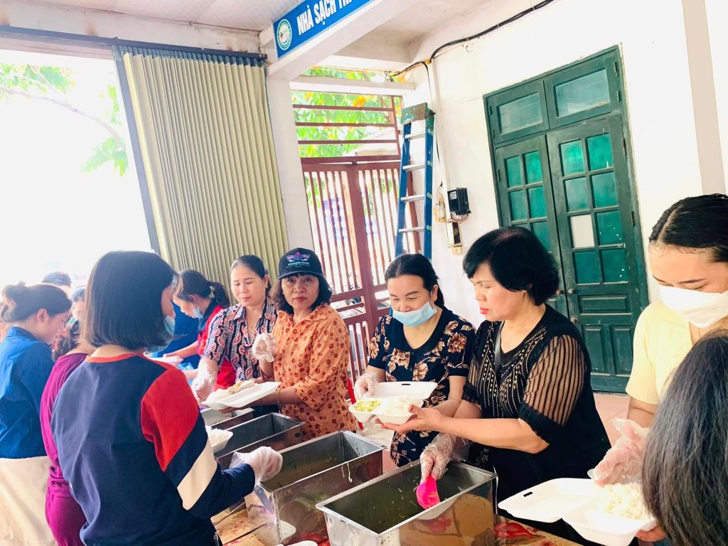 CLB Chung một tấm lòng tổ chức chương trình ” Đồng hành cùng người&nbsp;bệnh”