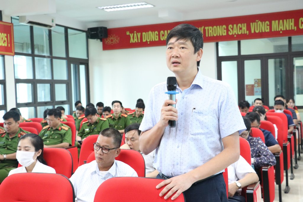 Đối thoại giữa Công an Hiệp Hòa với Doanh nghiệp trên địa&nbsp;bàn