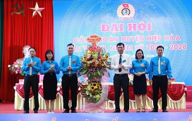 Liên đoàn Lao động huyện Hiệp Hòa tổ chức thành công Đại hội lần thứ XI, nhiệm kỳ 2023 –&nbsp;2028