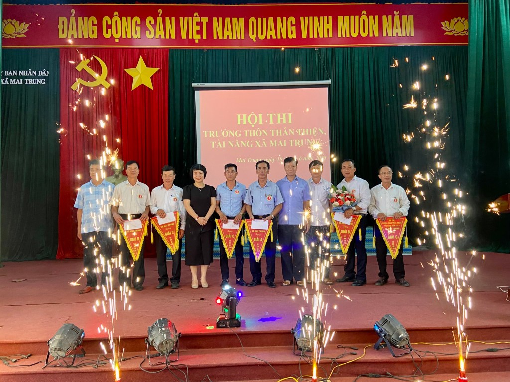 Hội thi “Trưởng thôn thân thiện tài năng”: Khẳng định vai trò của trưởng thôn trong việc thực hiện phong trào tại cơ&nbsp;sở