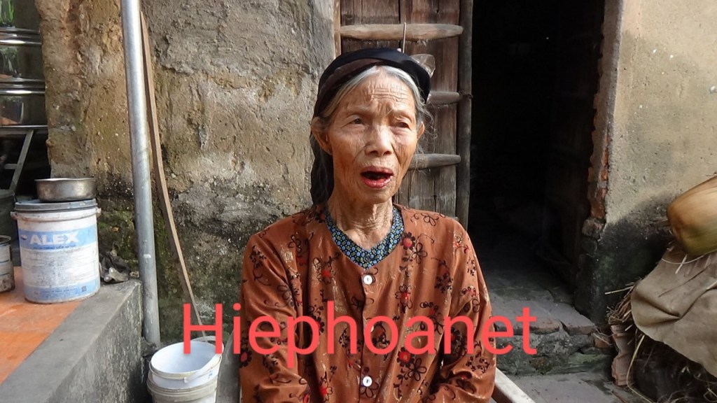 Cụ bà 92 tuổi ở Bắc Lý xin thoát nghèo và bài học về nghị lực vượt khó của người cao&nbsp;tuổi