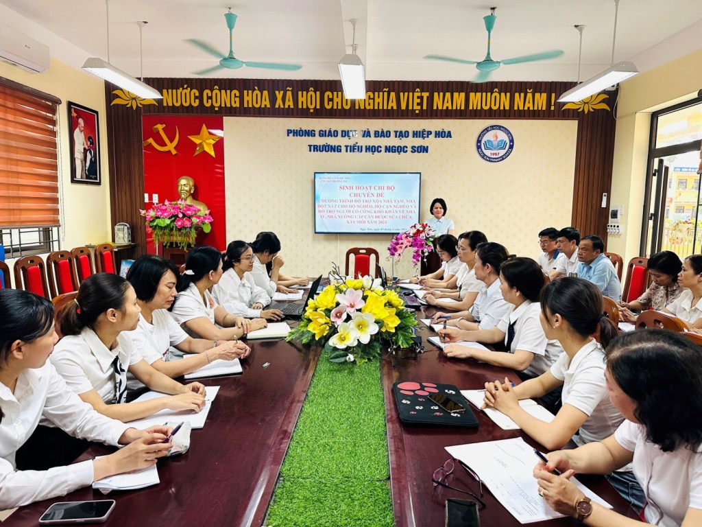 Chuỗi hoạt động hướng tới kỷ niệm 70 năm Chiến thắng Điện Biên Phủ (07/5/1954-07/5/2024), tại trường Tiểu học Ngọc Sơn – Hiệp&nbsp;Hòa