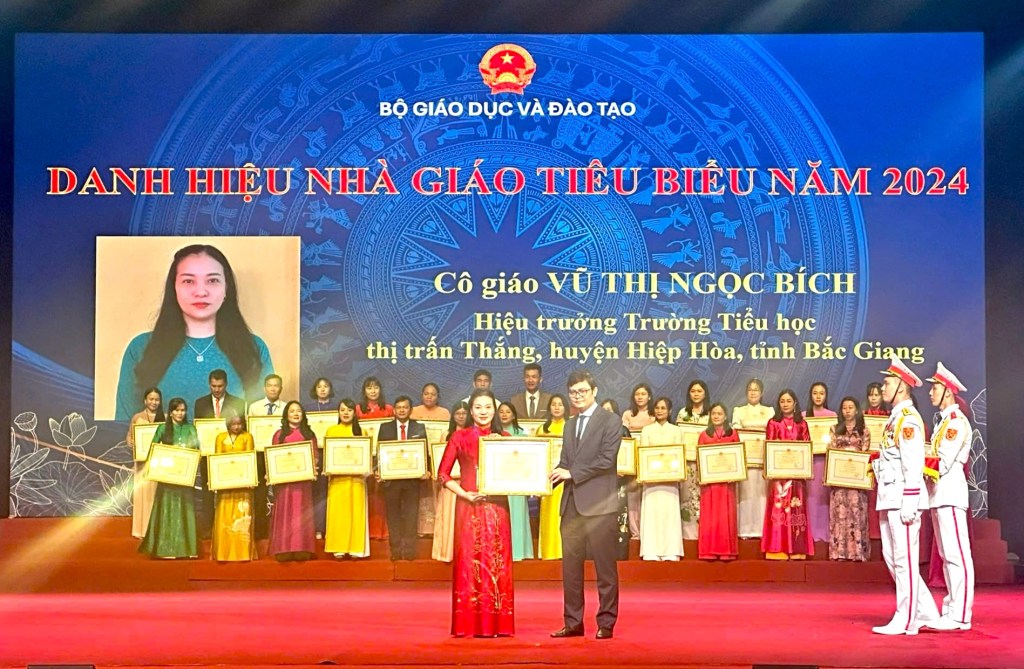 Hiệp Hòa có thêm “Nhà giáo tiêu biểu Toàn quốc” Vũ Thị Ngọc&nbsp;Bích