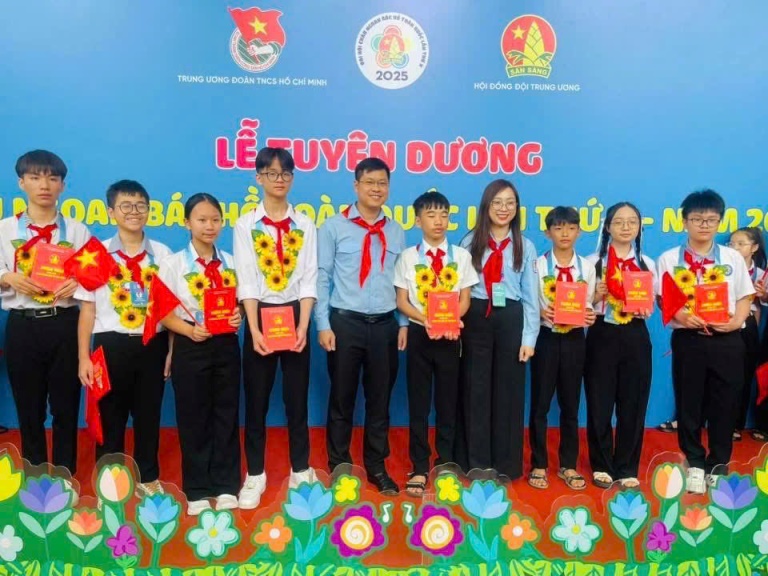 Hiệp Hòa: 2 học sinh được tuyên dương Cháu ngoan Bác Hồ lần thứ X năm&nbsp;2025