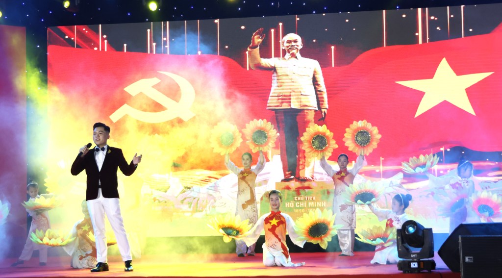 Hiệp Hòa: chương trình nghệ thuật đặc sắc chào mừng kỷ niệm 80 năm khởi nghĩa giành chính&nbsp;quyền