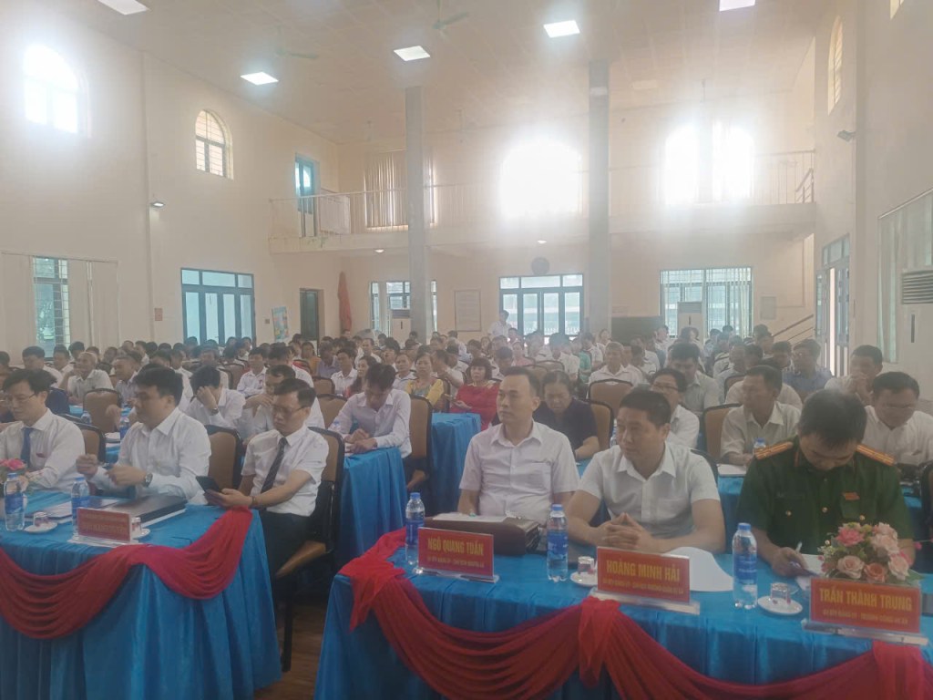 Hội đồng nhân dân xã Hợp Thịnh khóa XX, nhiệm kỳ 2021-2026 tổ chức thành công kỳ họp thứ&nbsp;hai