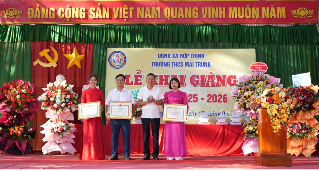 Tưng bừng khai giảng năm học mới&nbsp;2025-2026