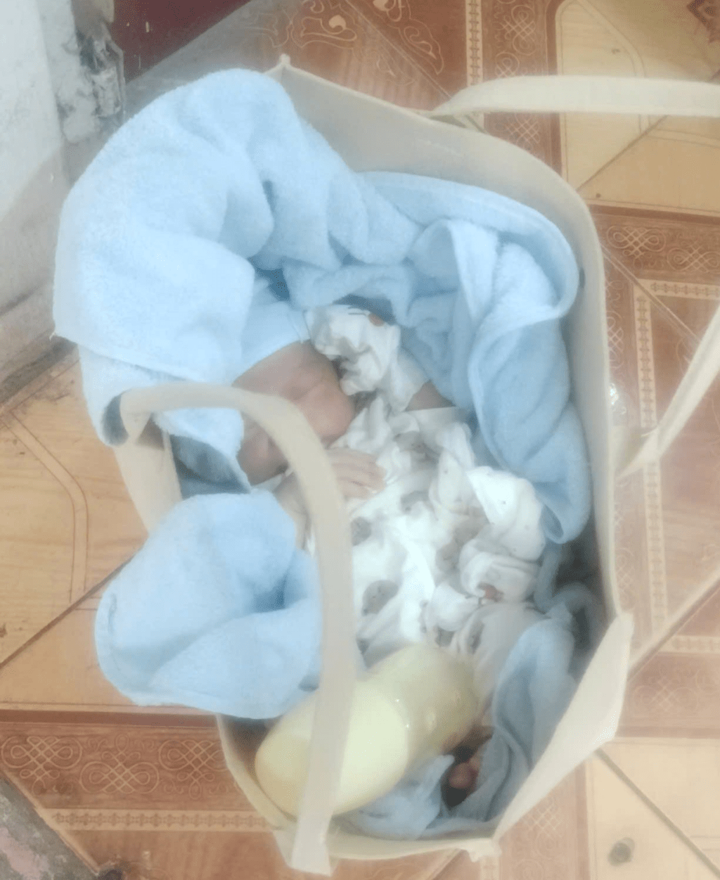 Hiệp Hoà: Thông báo công khai tìm lại người thân của cháu bé bị bỏ rơi ( Ngày&nbsp;5/9/2025)