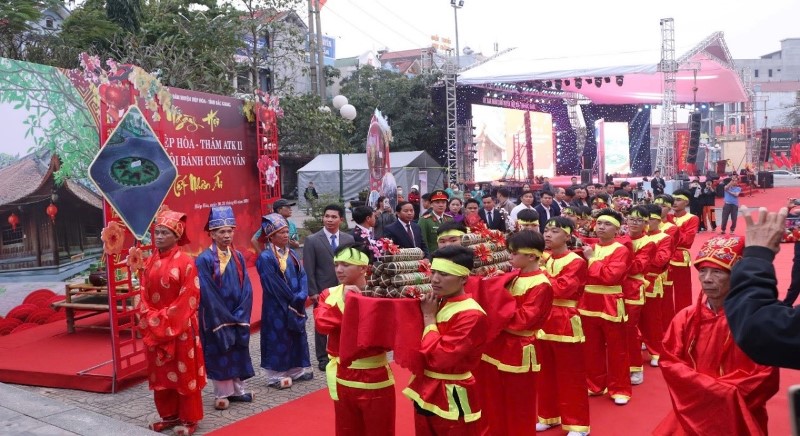 Hoàng Vân đẩy nhanh tiến độ chuẩn bị tổ chức Lễ hội Bánh Chưng&nbsp;Vân