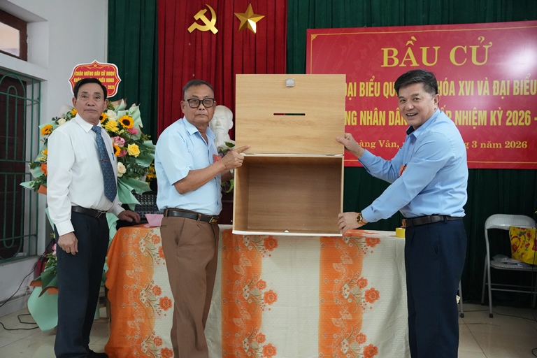 Lãnh đạo Đảng ủy- HĐND- UBND- UBMTTQ xã Hoàng Vân dự Khai mạc bầu cử Đại biểu Quốc hội khoá XVI và đại biểu HĐND các cấp, nhiệm kỳ 2026 – 2031 tại các khu vực bỏ&nbsp;phiếu