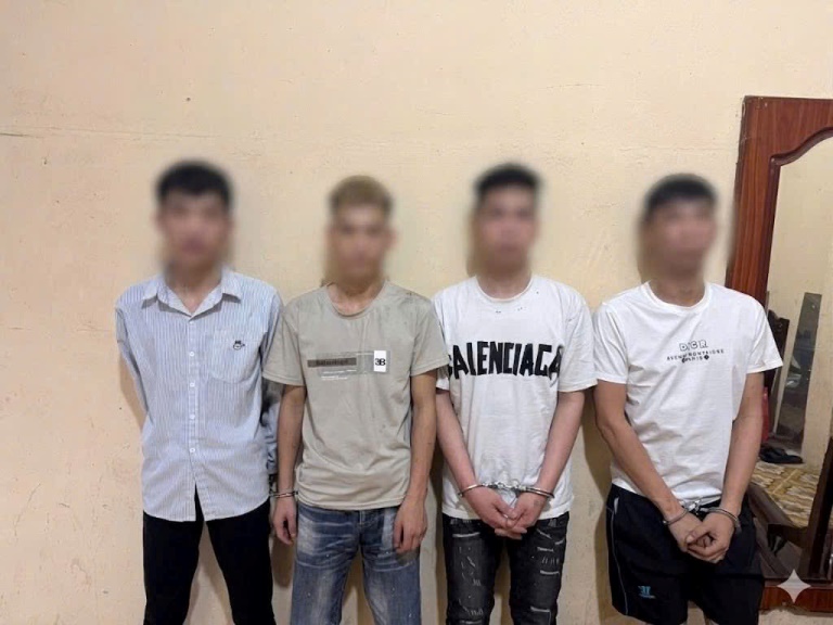 Công an xã Hoàng Vân truy bắt phát hiện nhóm đối tượng tổ chức sử dụng ma túy tại Đình Ngọc Thành